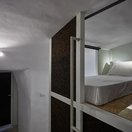 16 Albergue