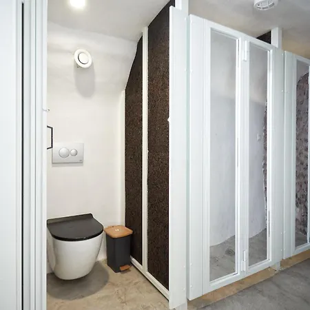16 Albergue